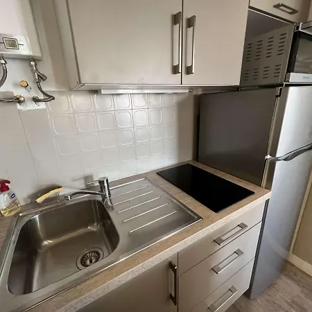 Studio Cabine Avec Parking Proche Plage - Fr-1-702-46