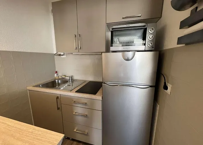 Apartament Studio Cabine Avec Parking Proche Plage - Fr-1-702-46