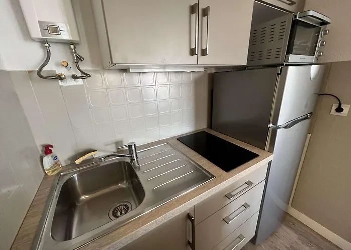 Studio Cabine Avec Parking Proche Plage - Fr-1-702-46