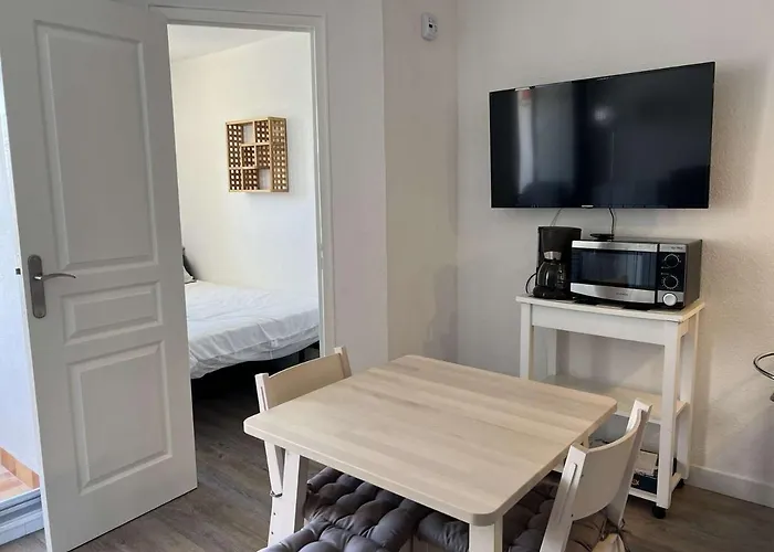 Studio Cabine Avec Parking Proche Plage - Fr-1-702-46 Apartament *