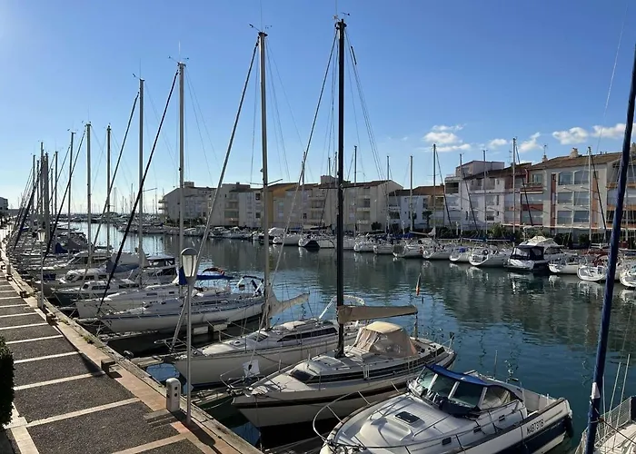 Studio Cabine Avec Parking Proche Plage - Fr-1-702-46 Apartment